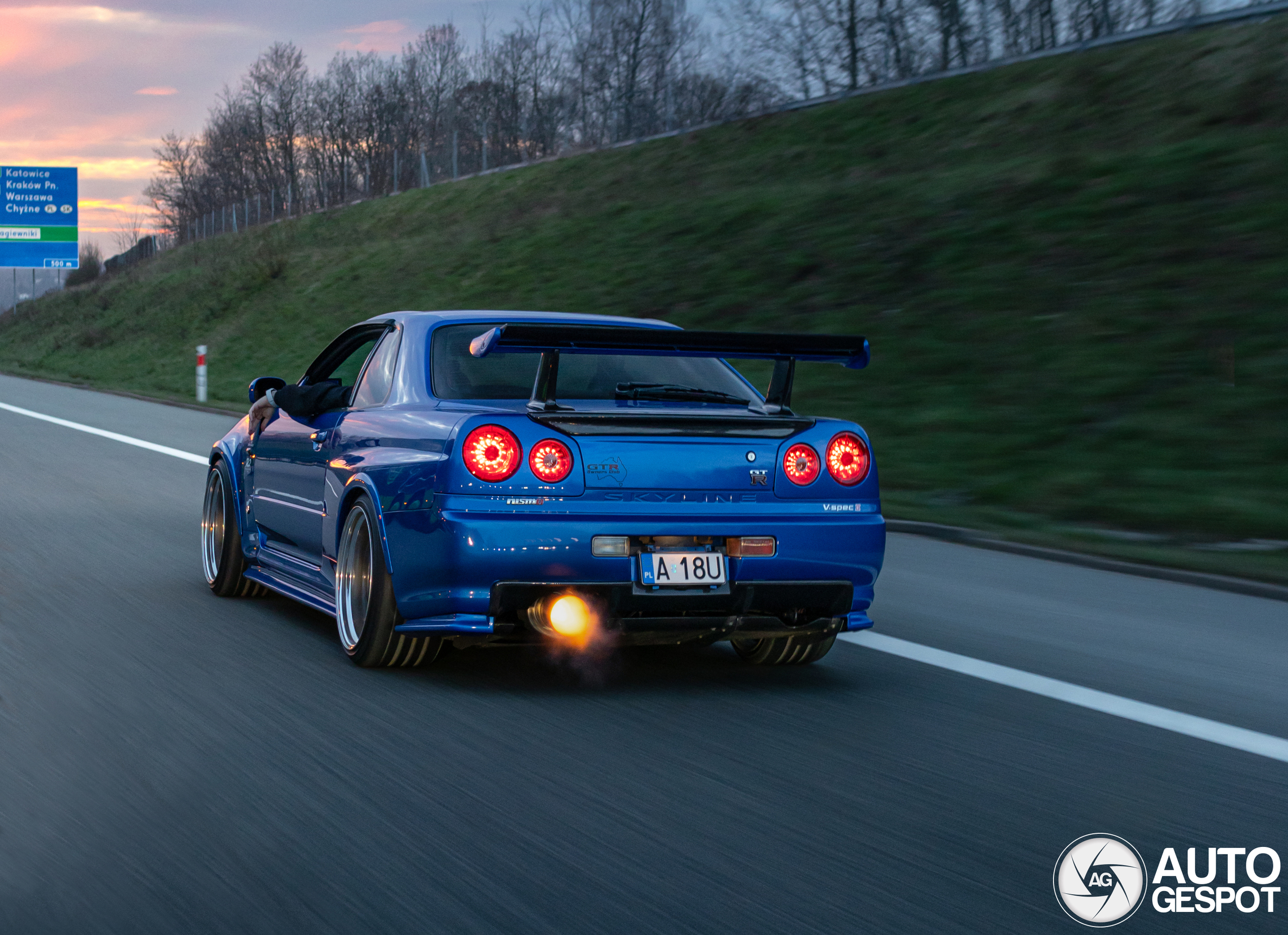 
								Nissan GTR R34 full									