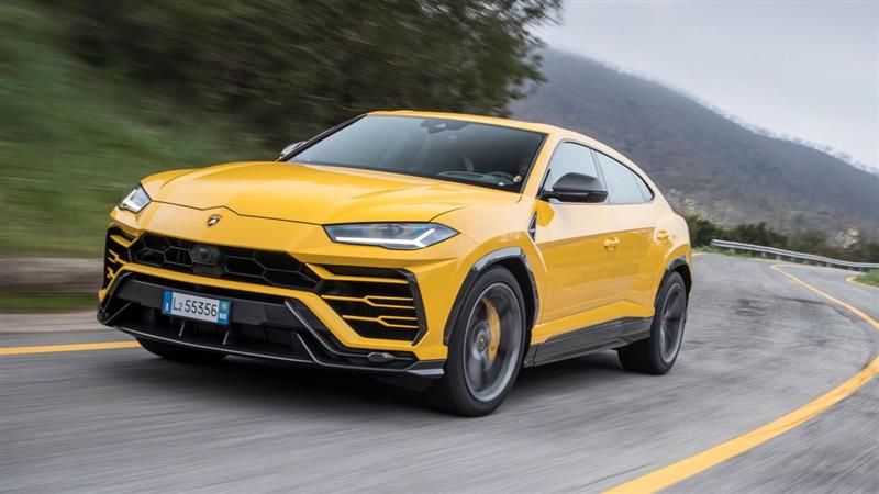
								Lamborghini Urus full									