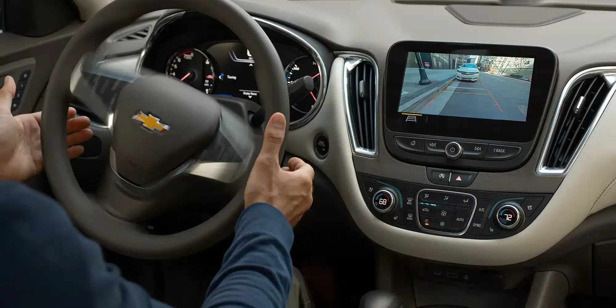 
								Chevrolet Malibu 2024 full									