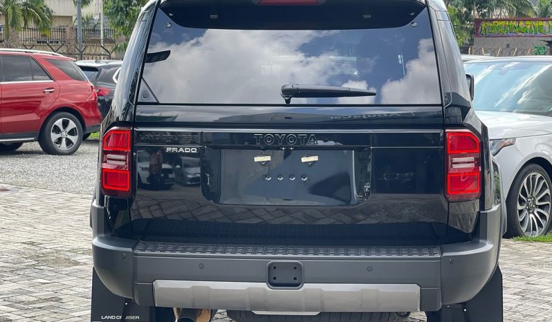 
								Toyota Land Cruiser Prado full									