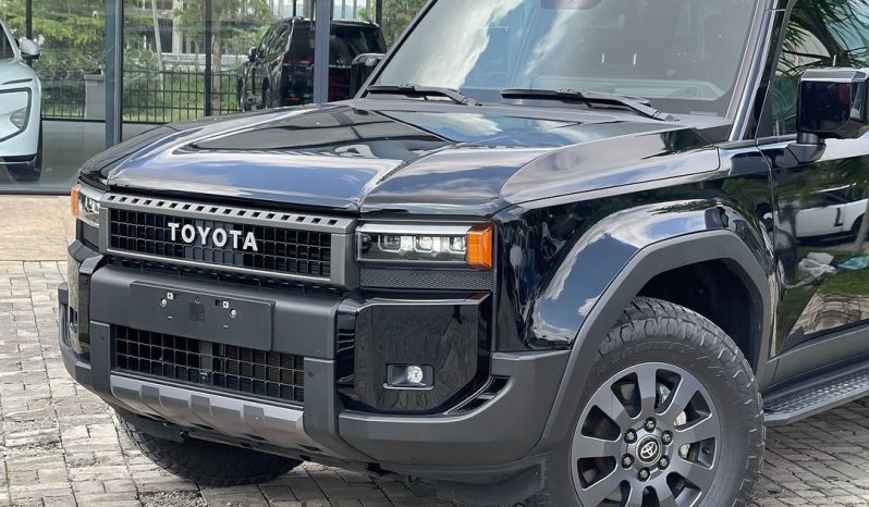 
								Toyota Land Cruiser Prado full									