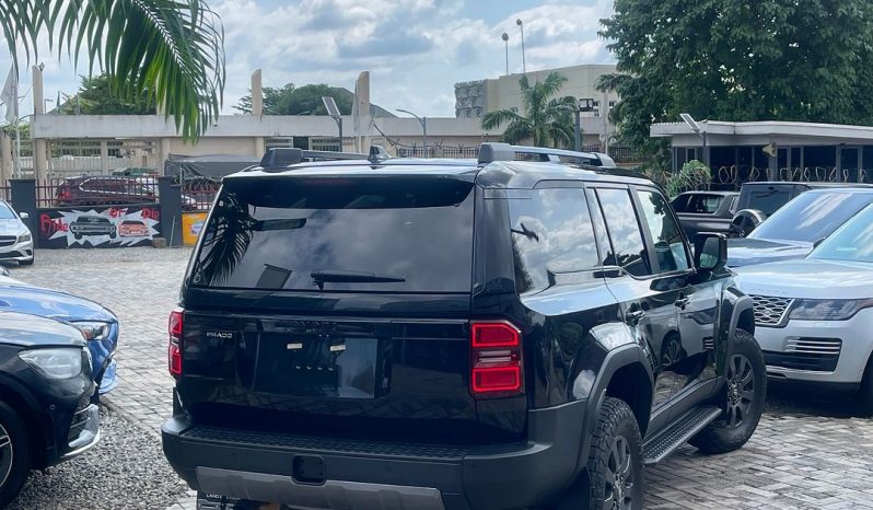 
								Toyota Land Cruiser Prado full									