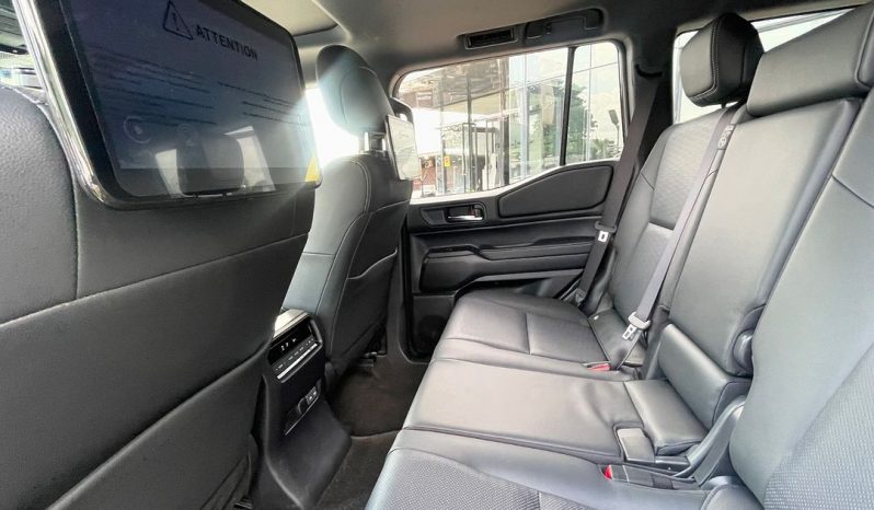 
								Toyota Land Cruiser Prado full									