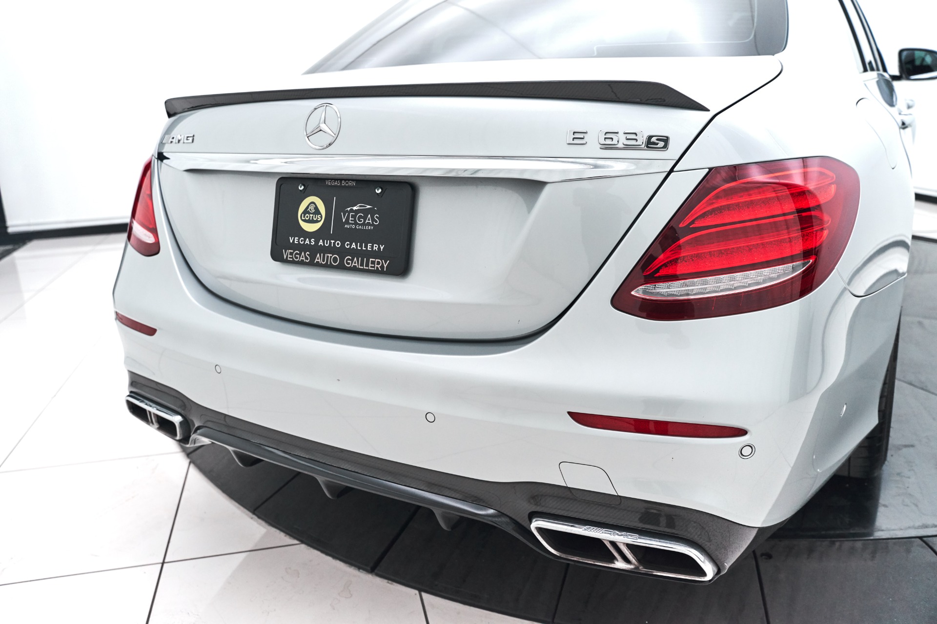 
								Mercedes-Benz E63 full									